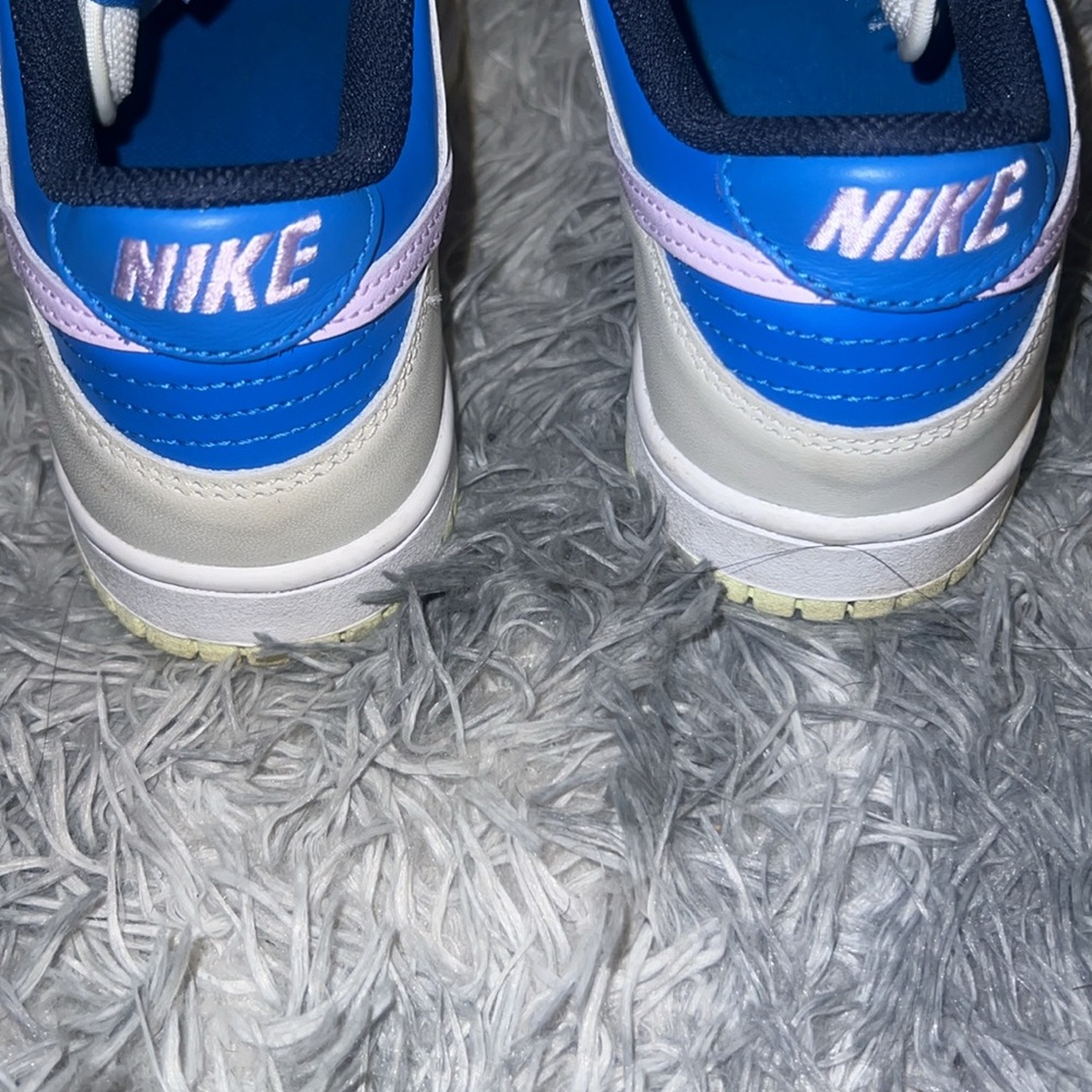 Nike Dunks - Picture 5 of 7
